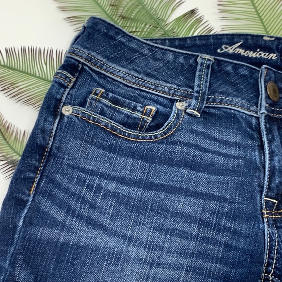 American Eagle Short Court Stretch Jean Shorts - Picture 3 of 10